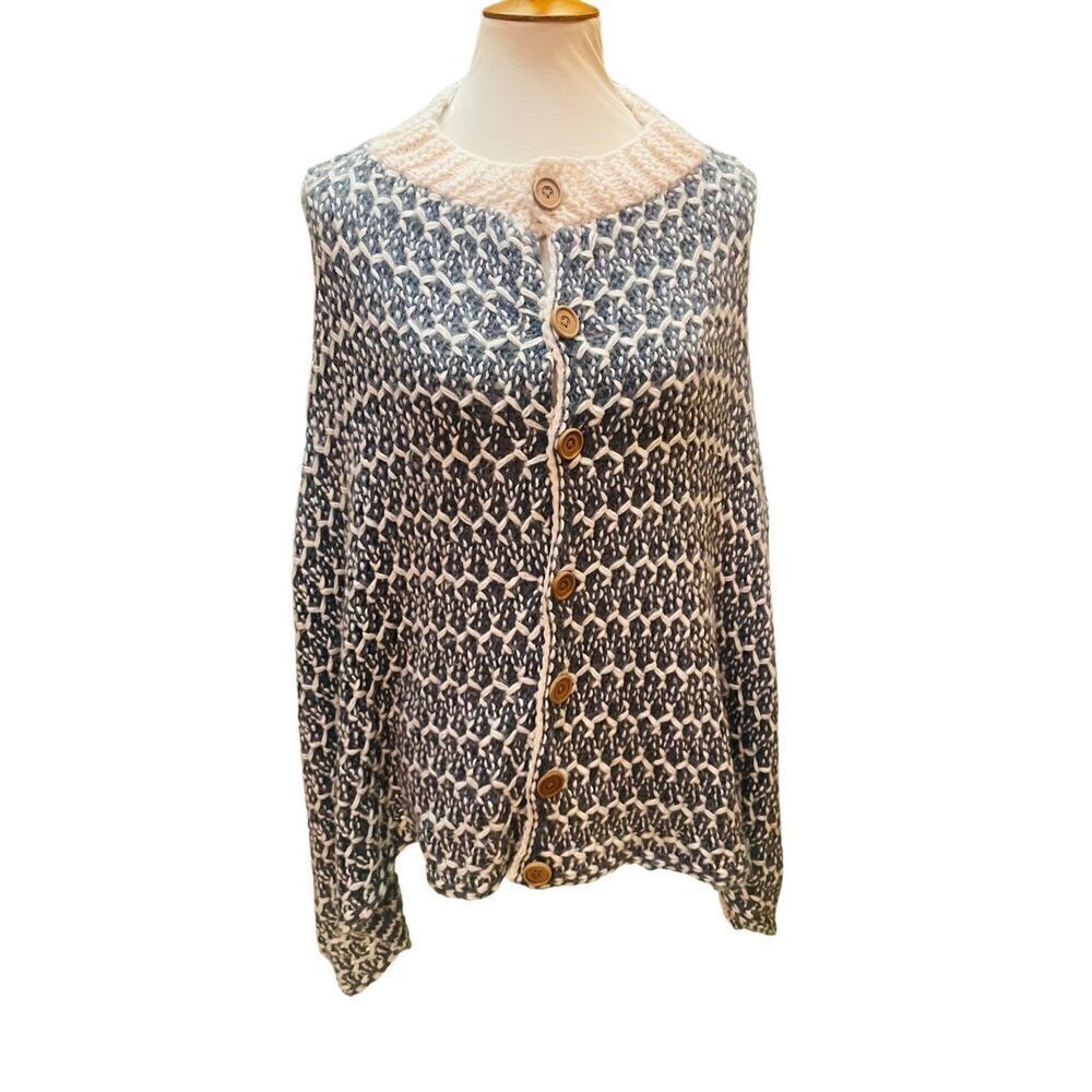 Simply Noelle Slate Blue & Cream Button Down Poncho/Shawl/Shrug-One Size - Picture 15 of 15
